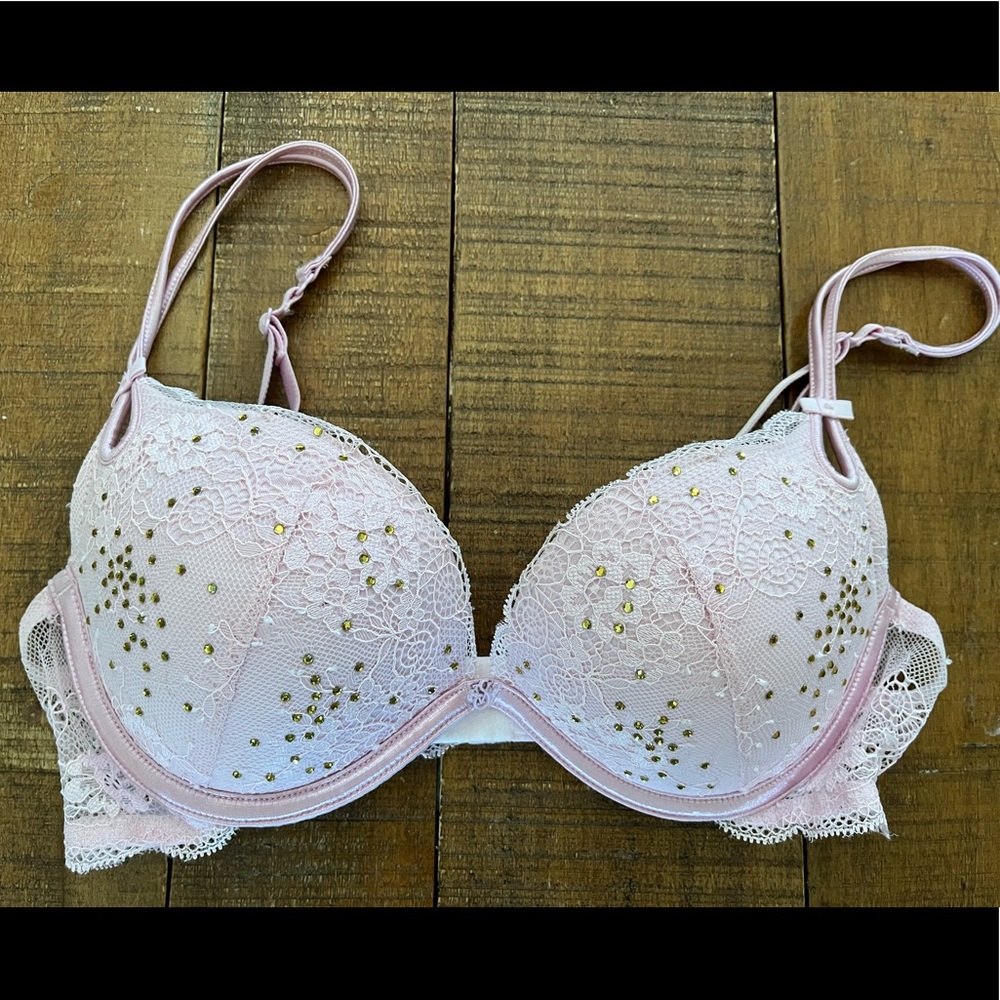 Victoria’s Secret Sexy Little Things Bra